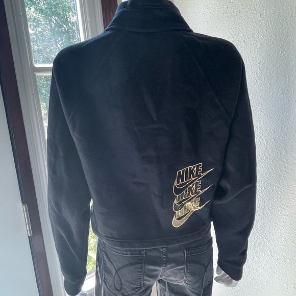 Nike Funnel Neck 1/2 zip Sweater - Picture 7 of 9